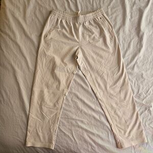 Outdoor Voices sz M RecTrek 26" pant bone off white
